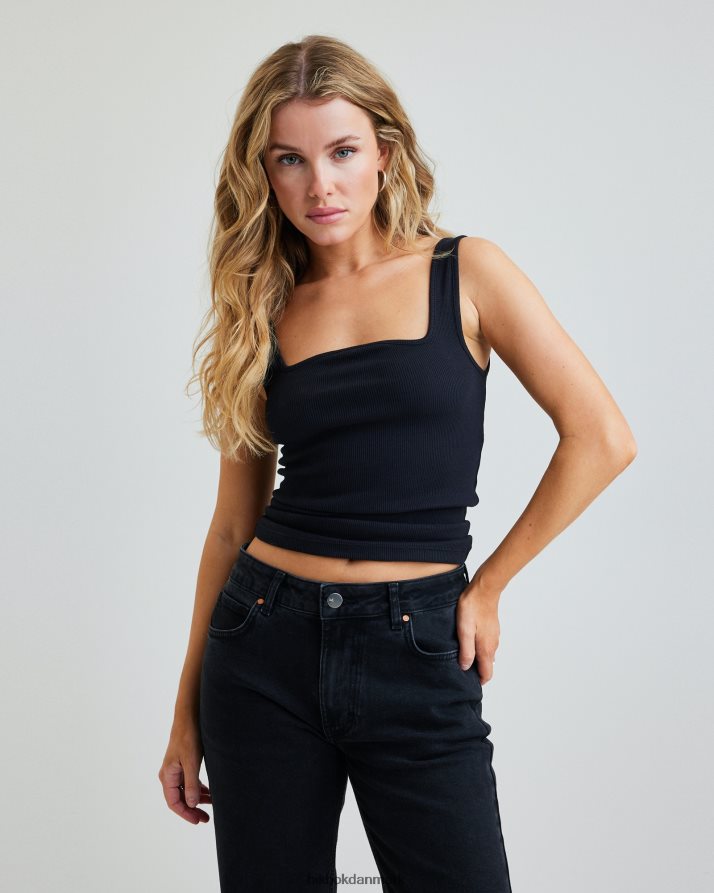 Bik Bok tt vega T84NL232 tøj sort