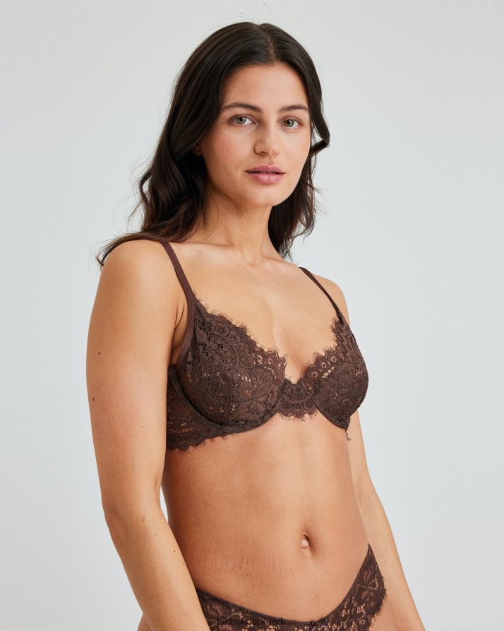 Bik Bok din skæbne top T84NL491 tøj chokolade